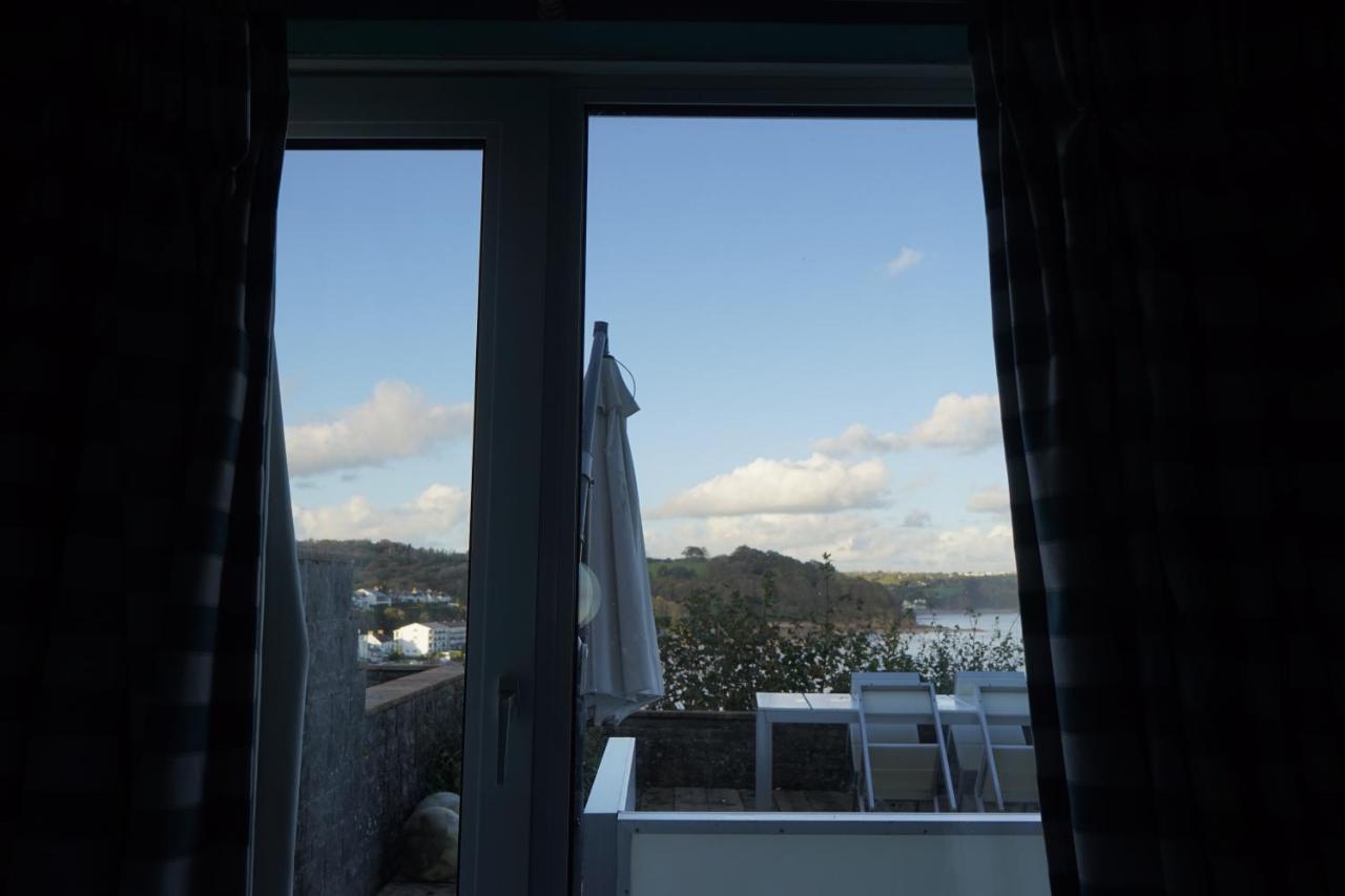 Beach House With Sea Views Over Saundersfoot Bay エクステリア 写真